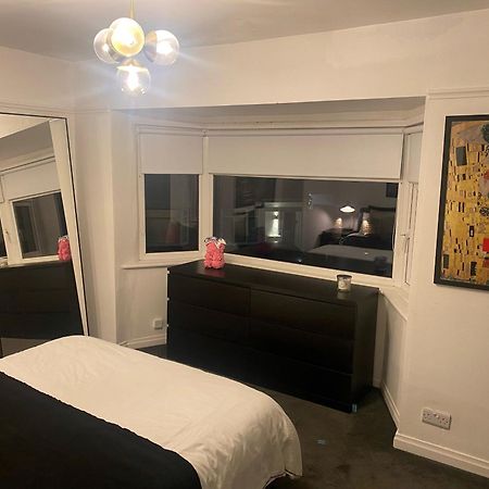 Lovely 2 Bed Full House By The Beach 利物浦 外观 照片